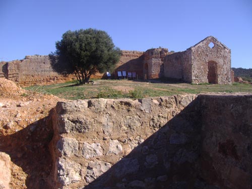 Paderne Castle, Algarve Paderne Castle, Algarve